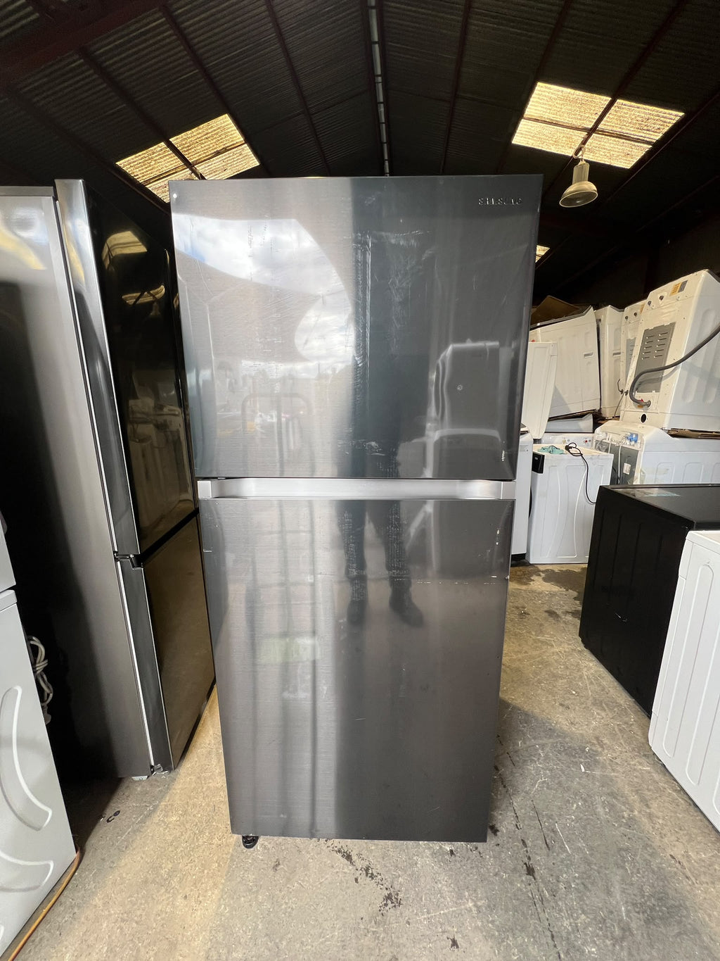 Samsung 498L Top Mount Frost Free Fridge – Black Layered Steel