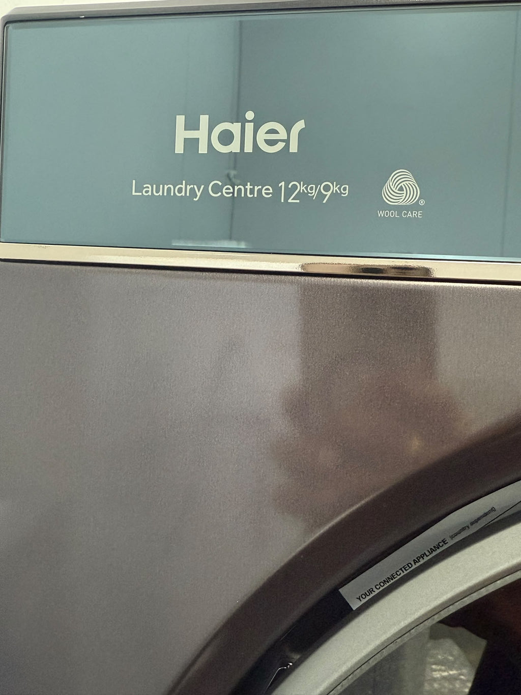 Haier 600 Series Laundry Centre – 12kg Washer + 9kg Heat Pump Dryer, Dark