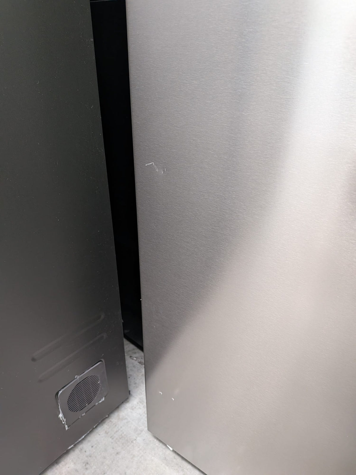 Haier HRF680YPS 623L Quad Door Fridge – Satina, Plumbed Ice & Water