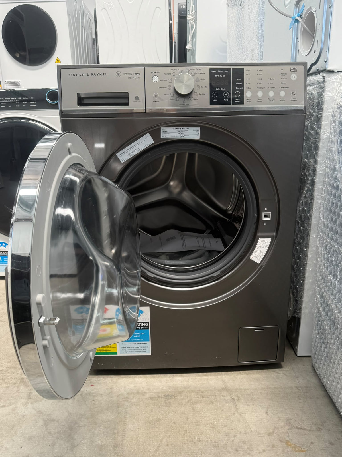 Fisher & Paykel WH1060SG1 Series 9 10kg Front Load Washer – Graphite, Steam Care