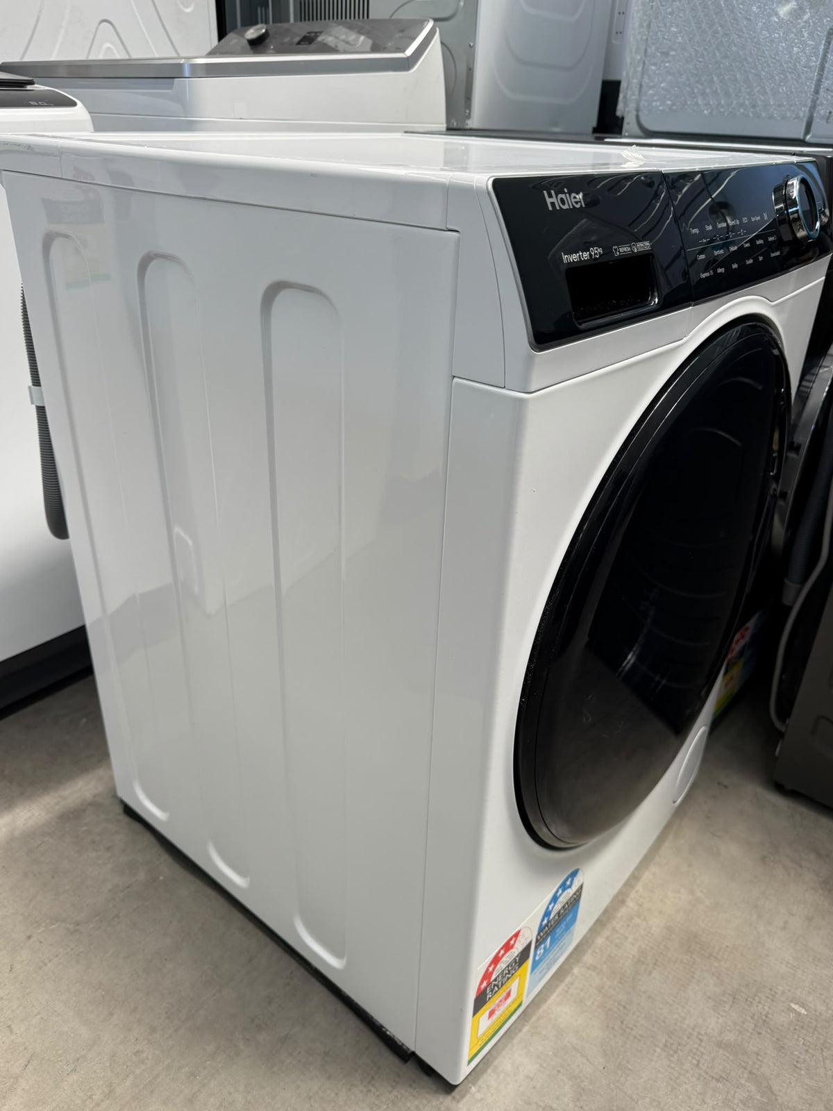 Haier HWF95AN1 500 Series 9.5kg Front Load Washing Machine – White