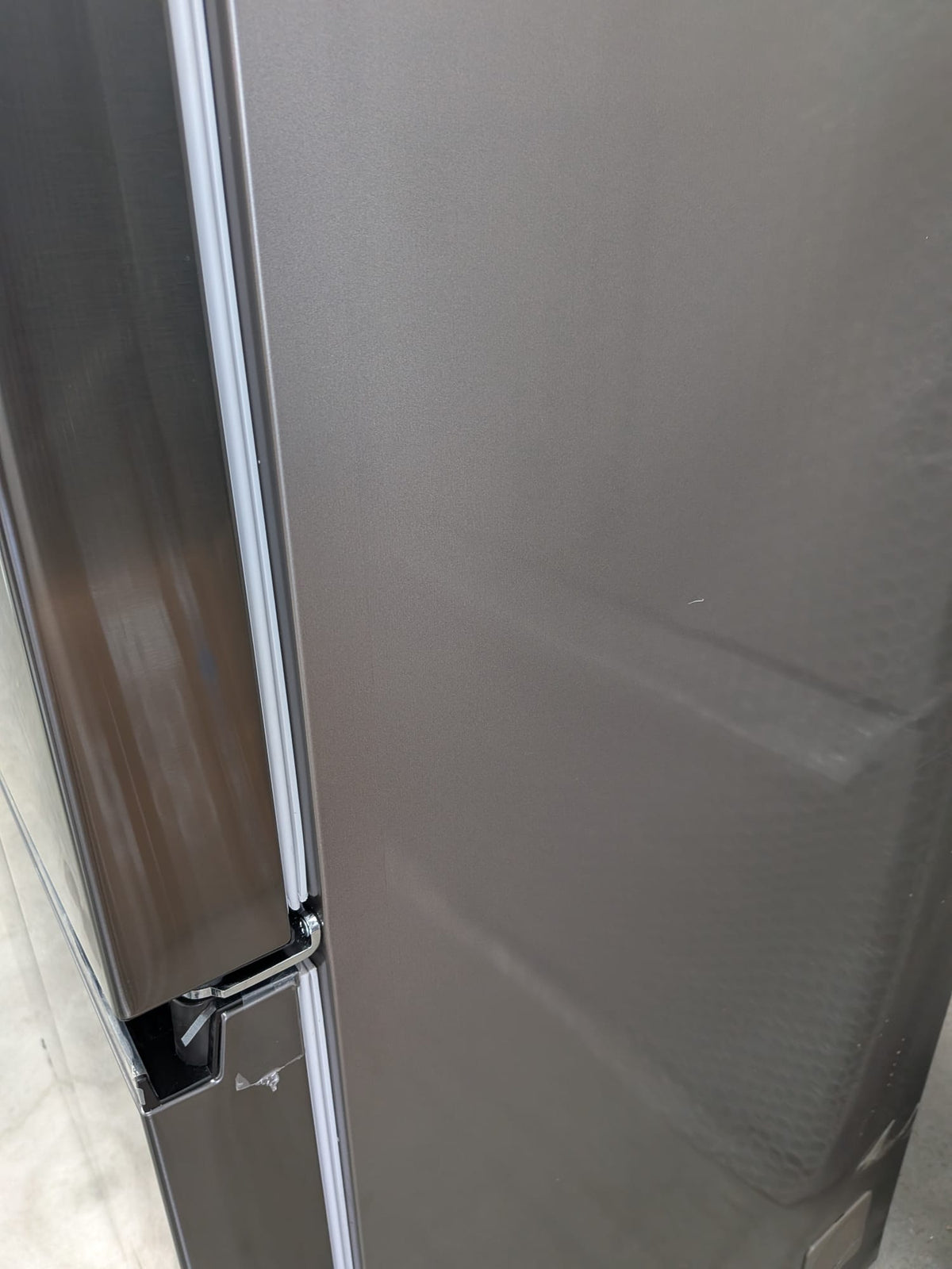 Fisher & Paykel RF605QNUVB1 538L Quad Door Fridge – Black Stainless Steel, Ice & Water
